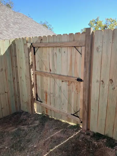 Fence and Gates Replacement in Bentonville