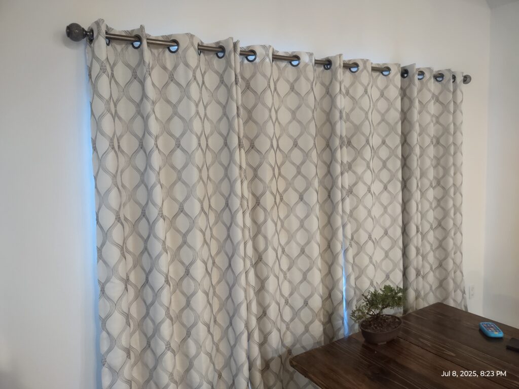 Curtain Hanging Service in Bentonville